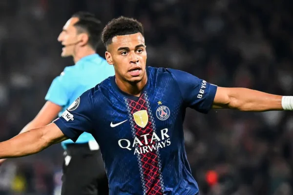 Désiré Doué buteur face à Liverpool