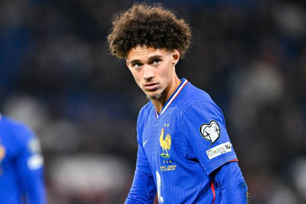 Akliouche PSG priorité mercato été