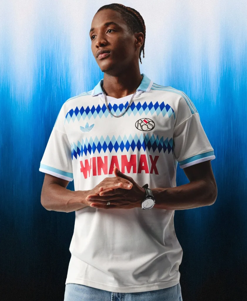 RC Strasbourg – Nouveau maillot extérieur 2026/27 RC Strasbourg rétro années 90